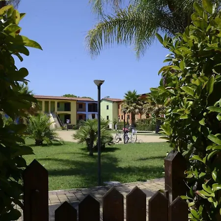 Complesso I Giardini Elisei פוליקורו