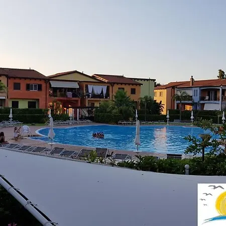 Complesso I Giardini Elisei منتزه العطل بوليكورو